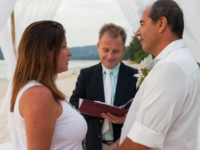 Beach marriage celebrant phuket (12)