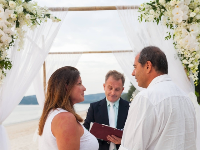 Beach marriage celebrant phuket (7)