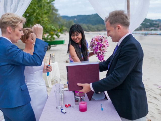 Beach wedding celebrant (16)