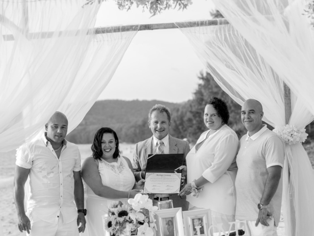 Phuket beach marriage celebrant (14) bw