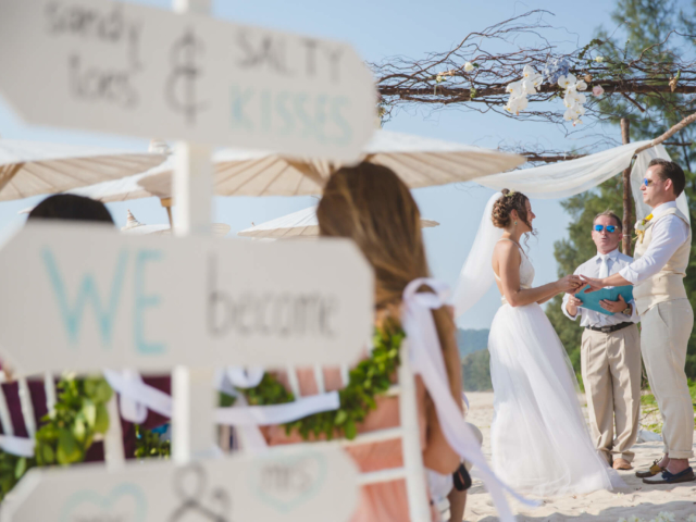 Beach destination wedding celebrant phuket (15)