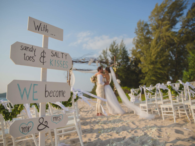 Beach destination wedding celebrant phuket (20)