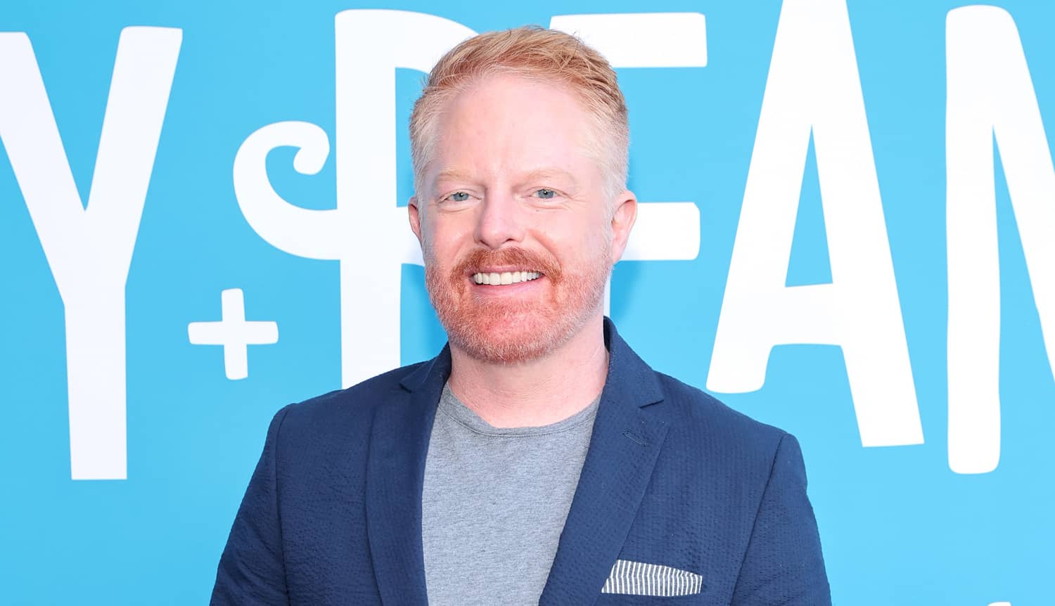 Jesse Tyler Ferguson Reveals He Wasn't Sarah Hyland's First Choice for Wedding Officiant - Someone Backed Out!