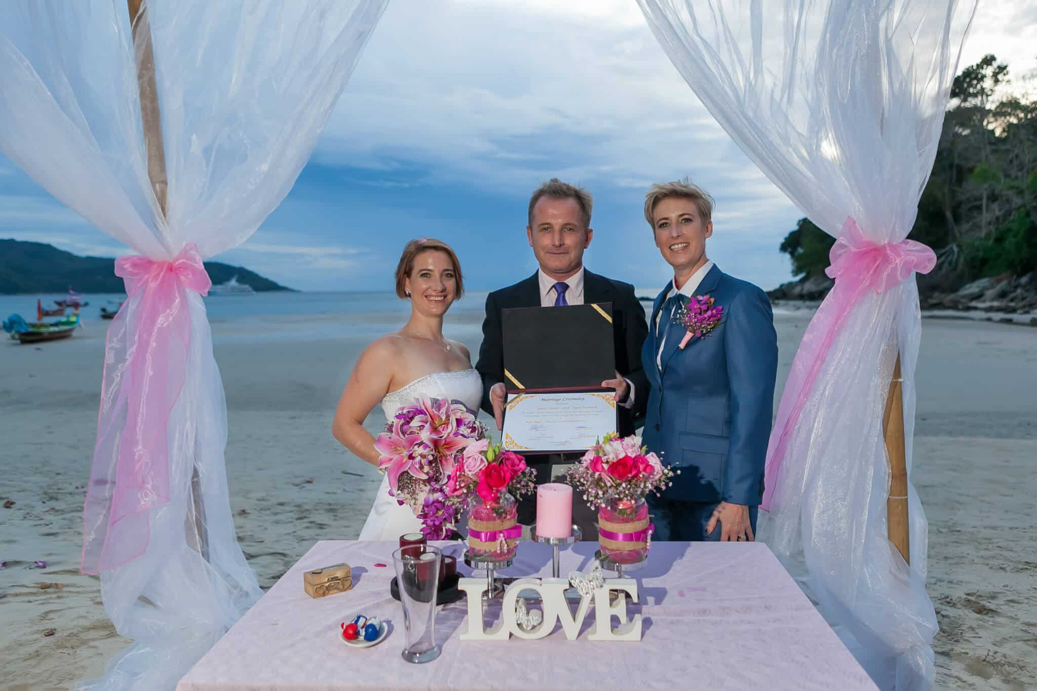 Beach wedding celebrant (19)