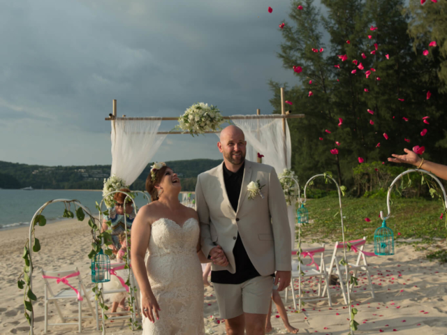 Phuket beach wedding vow renewal (8)