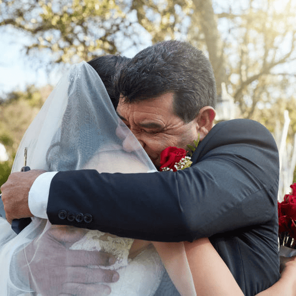 Wedding Officiant to Keep in Mind for Couples with Large Age Differences