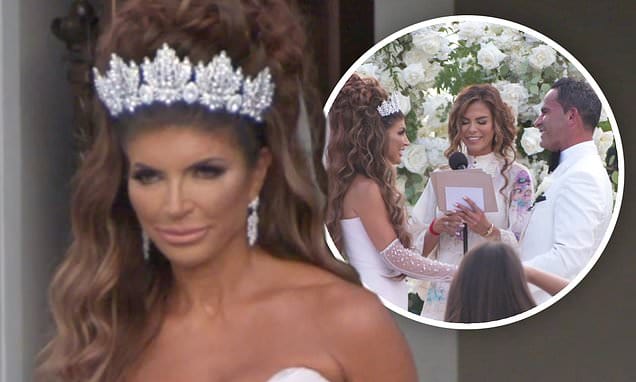 Teresa Giudice and husband Luis Ruelas share a sneak peak of their wedding ceremony at BravoCon | Daily Mail Online