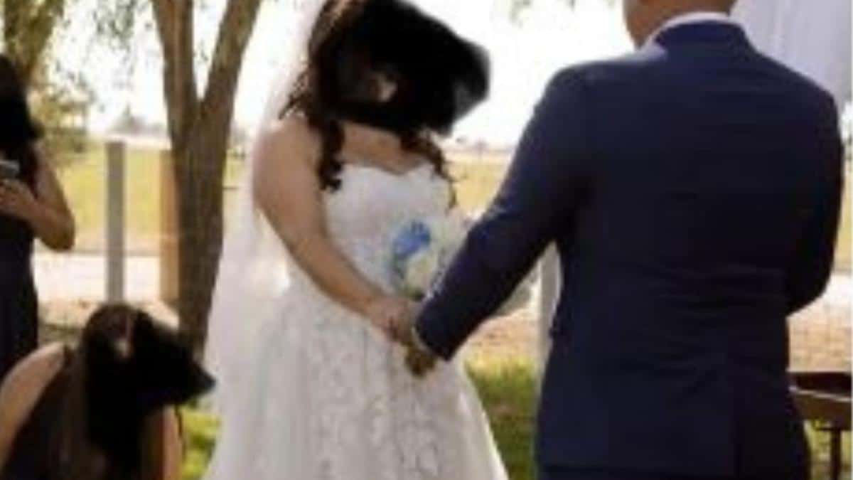 Wedding ceremony photos ruined by unthinkable act | 7NEWS